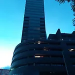 Hanza Tower By Sunny Apartament