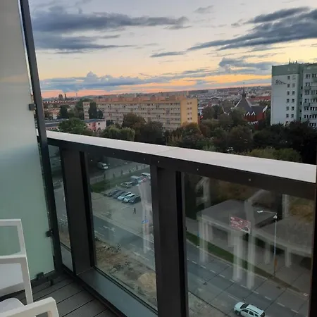 Hanza Tower By Sunny *